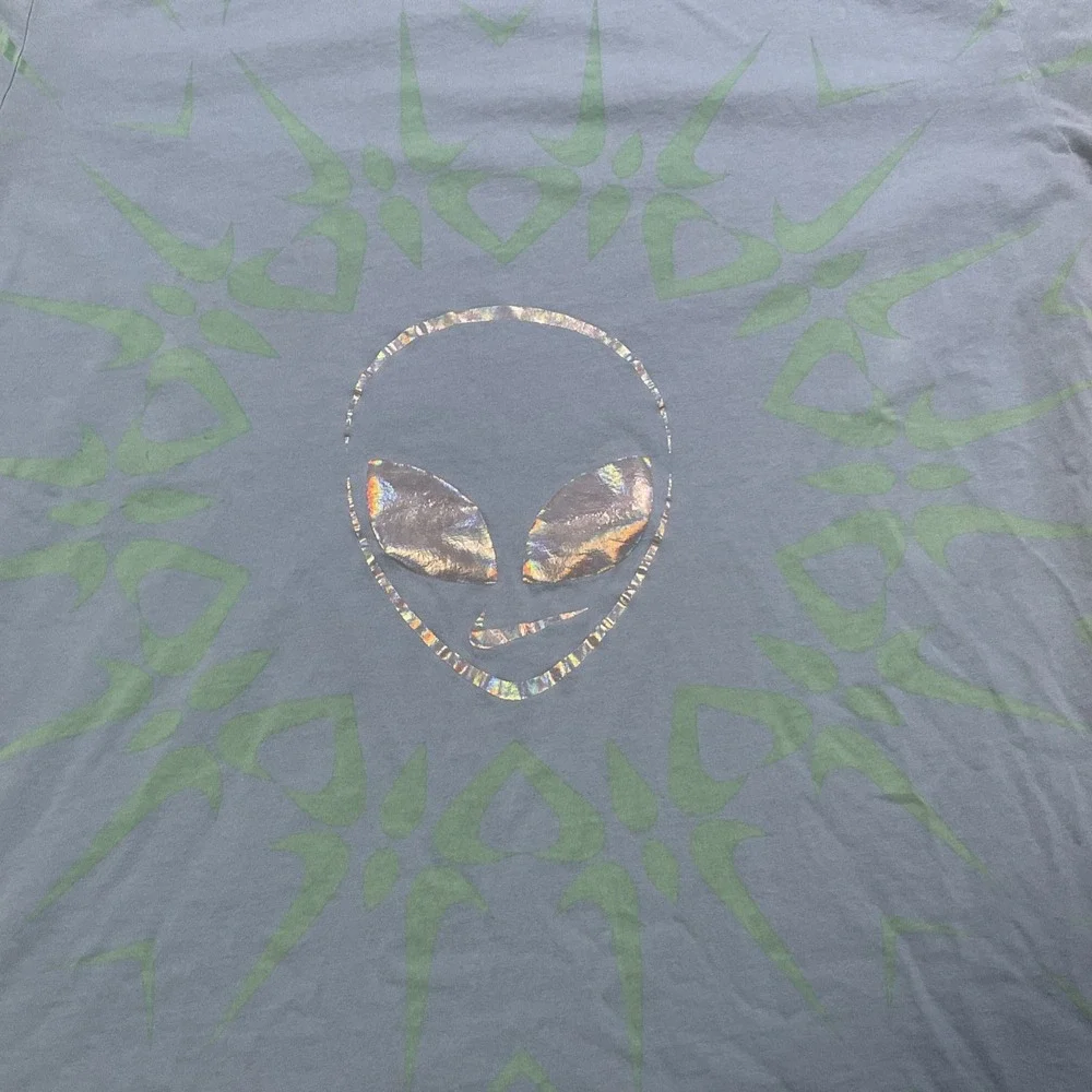 Nike‎ Alien Festival Graphic T-Shirt Mens Large Blue The Swoosh Is Out There Tee